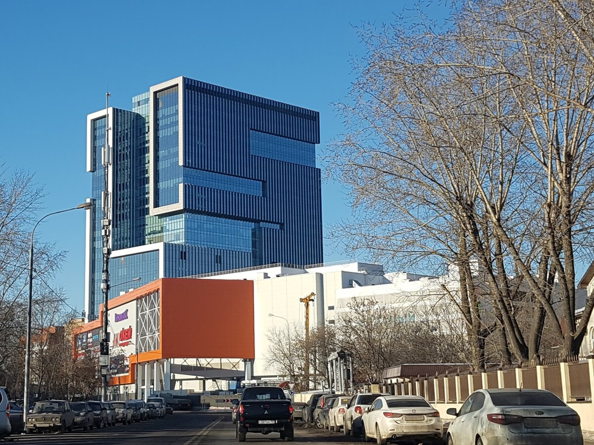 Офисы от 950 до 1100 кв.м. в аренду и продажу в Москве и Московской области